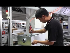 에너지 효율 등급이 있는 변수 무게 벽에 매달린 가스 보일러 균형 잡힌 연소 유형